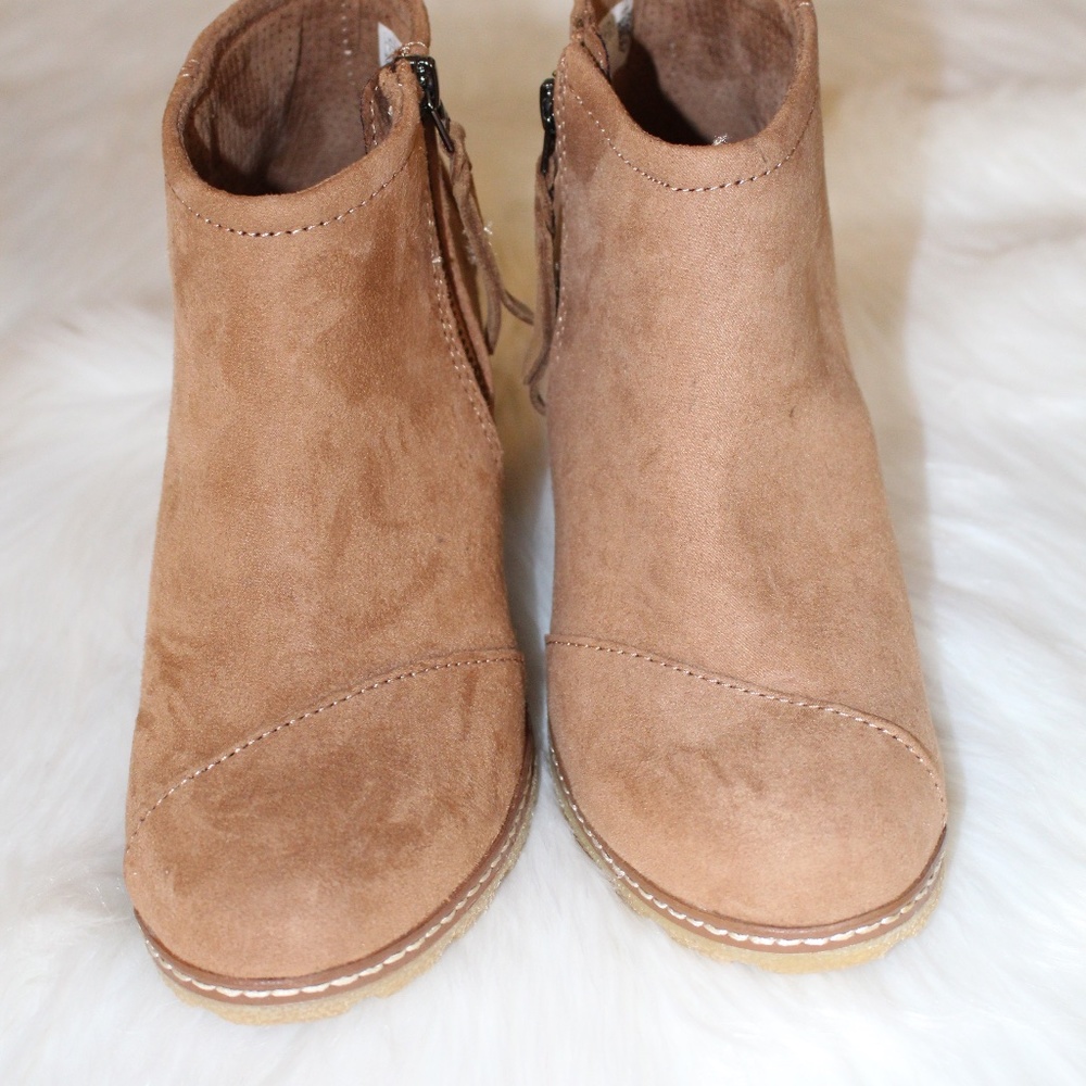 Toms Tan Ankle Boots